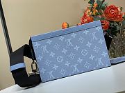 Louis Vuitton LV Gaston Wearable Wallet Blue 22x14.5x4.5cm - 3