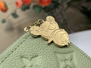Louis Vuitton LV x TM Romy Card Holder Green 12x8cm - 2