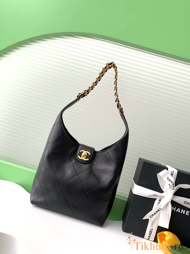 Chanel Small Hobo Bag Black 27x23x21cm - 1