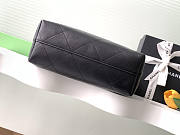 Chanel Large Hobo Bag Black 37x30x14cm - 5