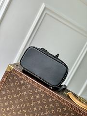 Louis Vuitton LV Coussin Backpack PM Black 26x21x10cm - 5