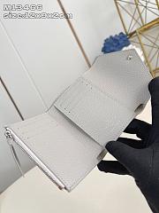 Louis Vuitton LV Victorine Wallet Mist Grey 12x9.5x2.5cm - 5