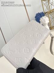 Louis Vuitton LV Zippy Wallet Grey 19.5x10.5x2.5cm - 2