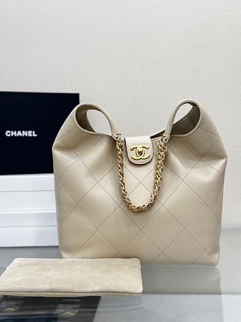 Chanel Large Hobo Bag Beige 37x30x14cm