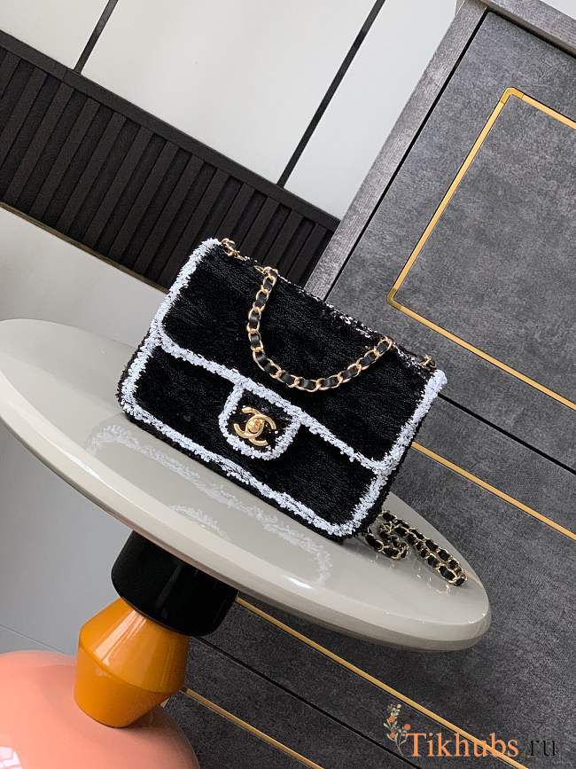 Chanel Flap Bag Sequins Black Gold 20cm - 1