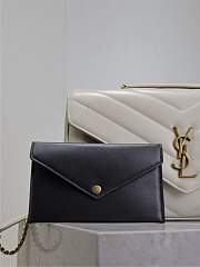 YSL Loulou Medium Matelassé Lambskin White 29x17x8cm - 3