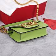 Valentino Garavani Small Loco Green Shoulder Bag 20x11x5cm - 6