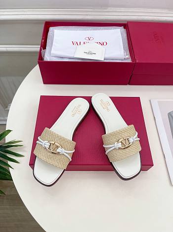 Valentino Garavani VLogo Raffia-trimmed White Slides