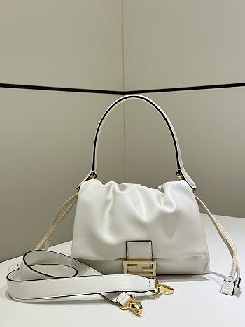 Fendi Mamma Baguette Medium White Leather Bag 26.5x18x8.5cm