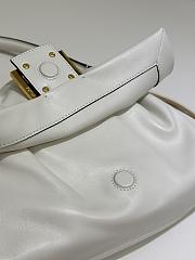 Fendi Mamma Baguette Medium White Leather Bag 26.5x18x8.5cm - 4