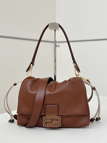Fendi Mamma Baguette Medium Brown Leather Bag 26.5x18x8.5cm
