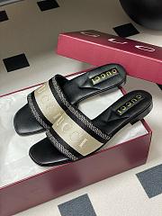 Gucci Women's Slide Sandal With Web Black White - 2