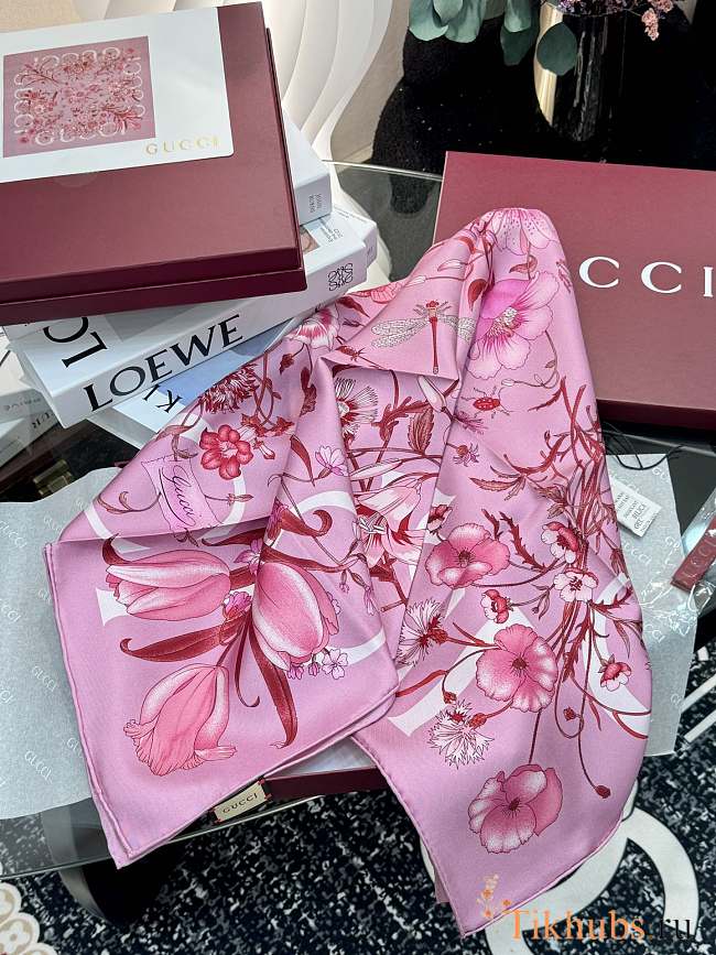 Gucci Pink Scarf 90x90cm - 1