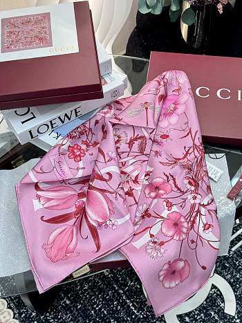 Gucci Pink Scarf 90x90cm