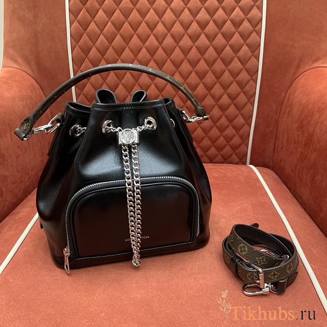 Louis Vuitton LV No Way Vibe Black Bag 24x22.5x15.5cm - 1