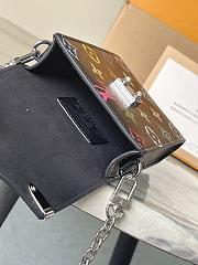 Louis Vuitton LV x TM Phone Pouch Métis 10.4x17.5x4cm - 2