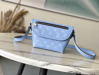 Louis Vuitton LV Pulse Bag Blue 22.5x16x5cm