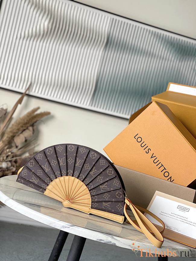 Louis Vuitton LV Fan Monogram Canvas 37x19x6cm - 1
