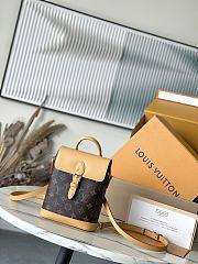 Louis Vuitton LV Soho Mini Backpack 23x17x8cm - 1