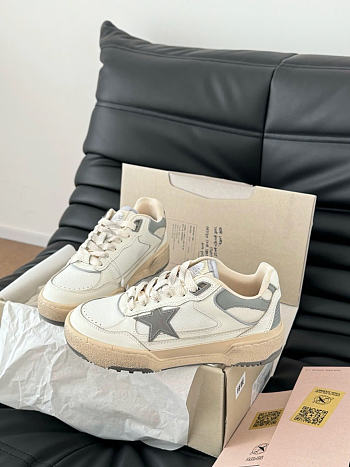 Golden Goose White Forty2 Leather Trainers Sneaker