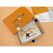 Louis Vuitton LV Spring Street Chain Bag Charm - 3