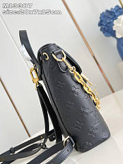 Louis Vuitton LV Coussin Backpack Mini Black 20x7.5x15cm - 5