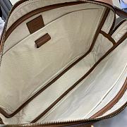 Gucci GG Emblem Briefcase Brown 40x30x6cm - 2