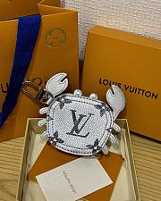 Louis Vuitton LV Crab Bag Hanging 14x3.5x11cm - 2