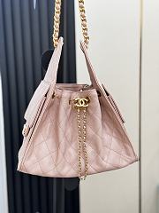 Chanel 25 Small Handbag Pink Calfskin Gold 30x26x14cm - 2