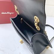 Ferragamo Quilted Gancini Large Flap Bag Black 25x16x9cm - 4