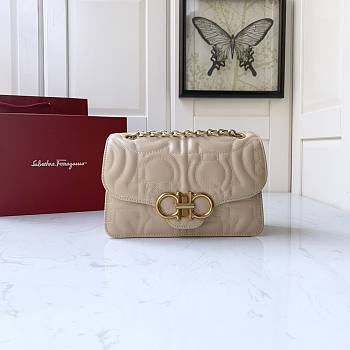 Ferragamo Quilted Gancini Large Flap Bag Beige 25x16x9cm