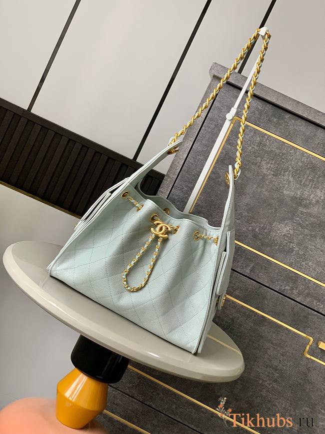 Chanel 25 Small Handbag Light Green Calfskin Gold 30x26x14cm - 1