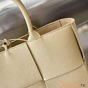 Bottega Veneta Small Arco Tote Bag Pale Beige 30x20x11.5cm - 2