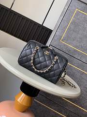 Chanel 25P Clutch With Chain Black Caviar 18.5x11.5x11cm - 1