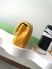 Chanel Flap Bag Sequins Yellow Gold 21x14x8cm - 5