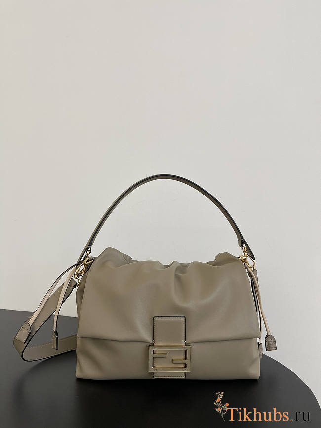 Fendi Mamma Baguette Medium Grey Leather Bag 26.5x18x8.5cm - 1