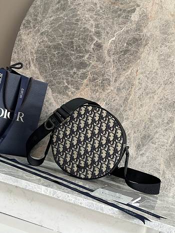 Dior Yoyo Zipped Messenger Bag Beige Black 20x20x7.5cm