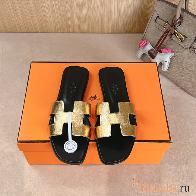 Hermes Oran Gold Black Slides 02 - 1