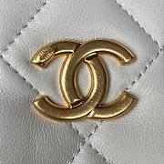Chanel Hobo Bag White Gold Lambskin 30x26x7cm - 2