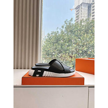 Hermes Infra Sandal Black White