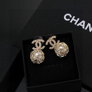 Chanel CC Earrings Light Gold