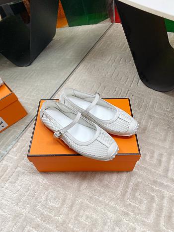 Hermes Kichu Ballet Flat White