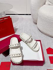 Valentino Garavani Rockstud Leather Espadrille Sandals White - 2