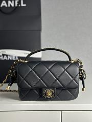 Chanel 25C Flap Bag Black Lambskin Gold 18x5x13cm - 1