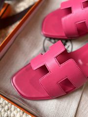Hermes Oran Smooth Leather Pink Slides - 3