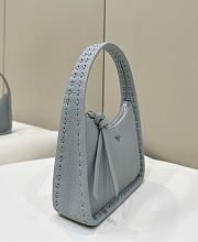 Fendi Mini Fendessence Blue Leather Bag 28x20.5x7cm - 2