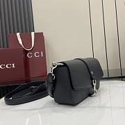 Gucci Small Crossbody Bag Hook Closure Black 23.5x12.5x6.5cm - 5