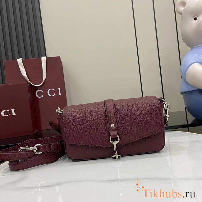 Gucci Small Crossbody Bag Hook Closure Red 23.5x12.5x6.5cm - 1