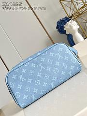 Louis Vuitton LV Dopp Kit Sky Blue 28x15x16.5cm - 5