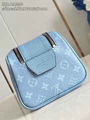 Louis Vuitton LV Dopp Kit Sky Blue 28x15x16.5cm - 4